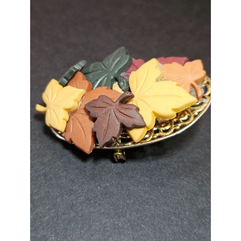 Vintage handmade fall leaf brooch